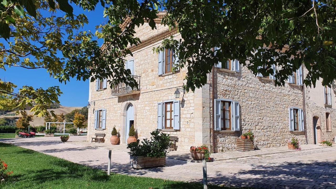 I Casali Di Colle Monte San Giuliano di Puglia Exterior foto